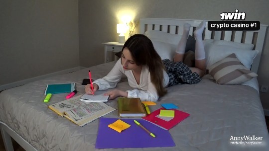 P站 欧美高颜值金发白虎美女【Anny Walker】和高颜值大屁股大奶子妹妹做爱#性交#挑逗#骚逼#射精#白虎